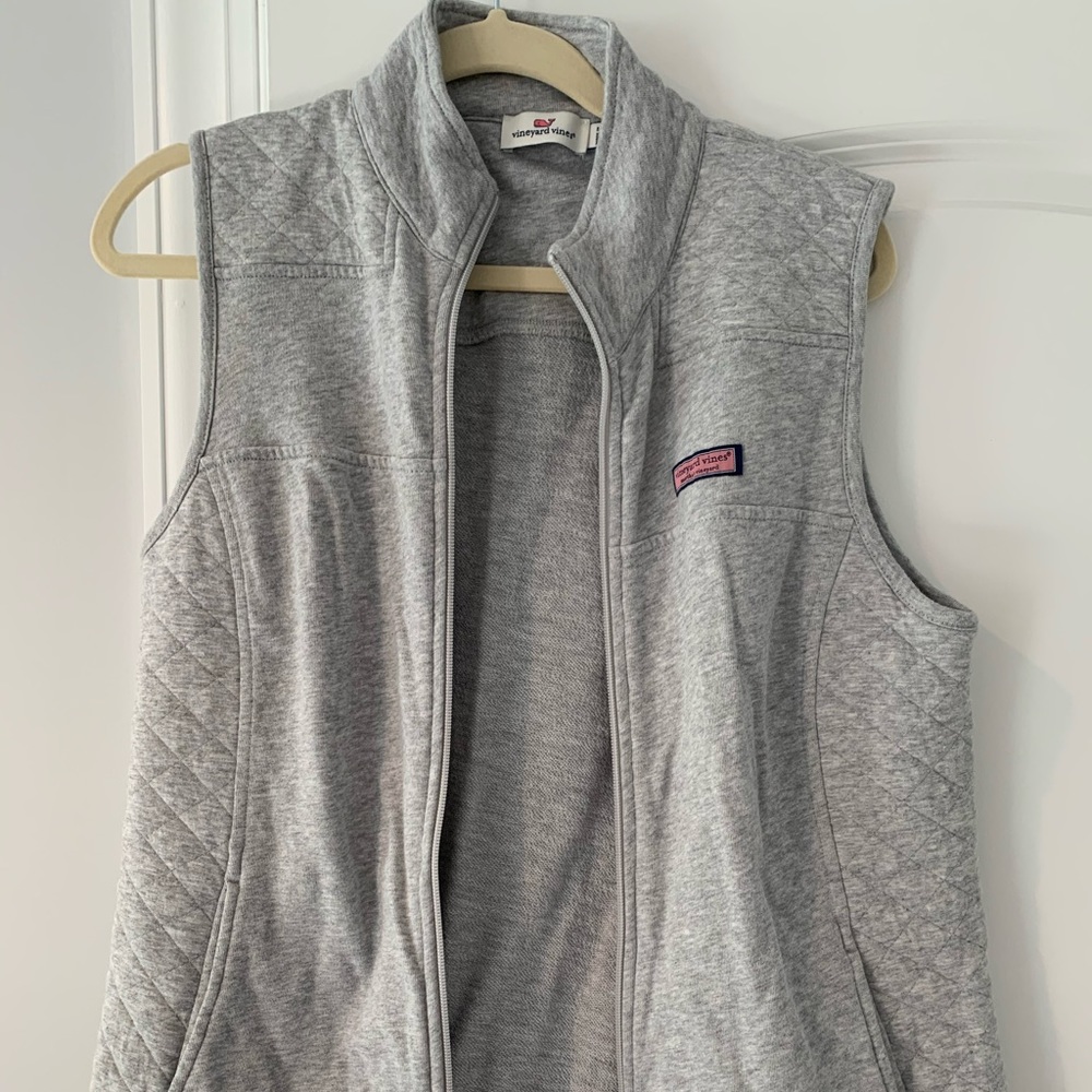 vineyard vines gray vest